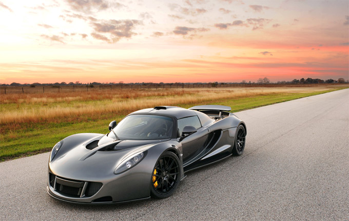Venom-GT-Runs-0-to-2657-mph-in-2-Miles_1