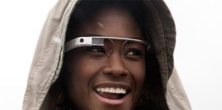 Google afirma que Google Glass pode causar dor de cabeça