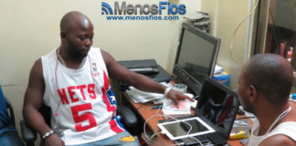 Menos Fios no mercado dos Congoleses (Parte 1 de 5) MenosFios no Mercado dos Congoleses