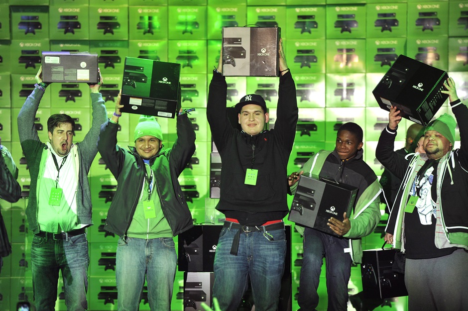 Xbox One Launch_First Consoles