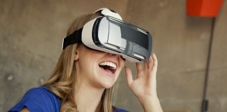 Conheça os óculos de realidade virtual da Samsung