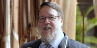 Morreu Ray Tomlinson! o homem que inventou o e-mail
