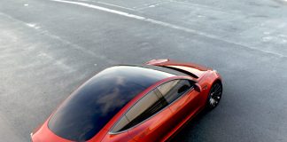 Tesla Model 3, o novo modelo do carro eléctrico, já é um sucesso de vendas!