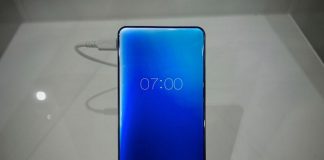 Sharp apresenta Corner R um smartphone com novas caracteristicas