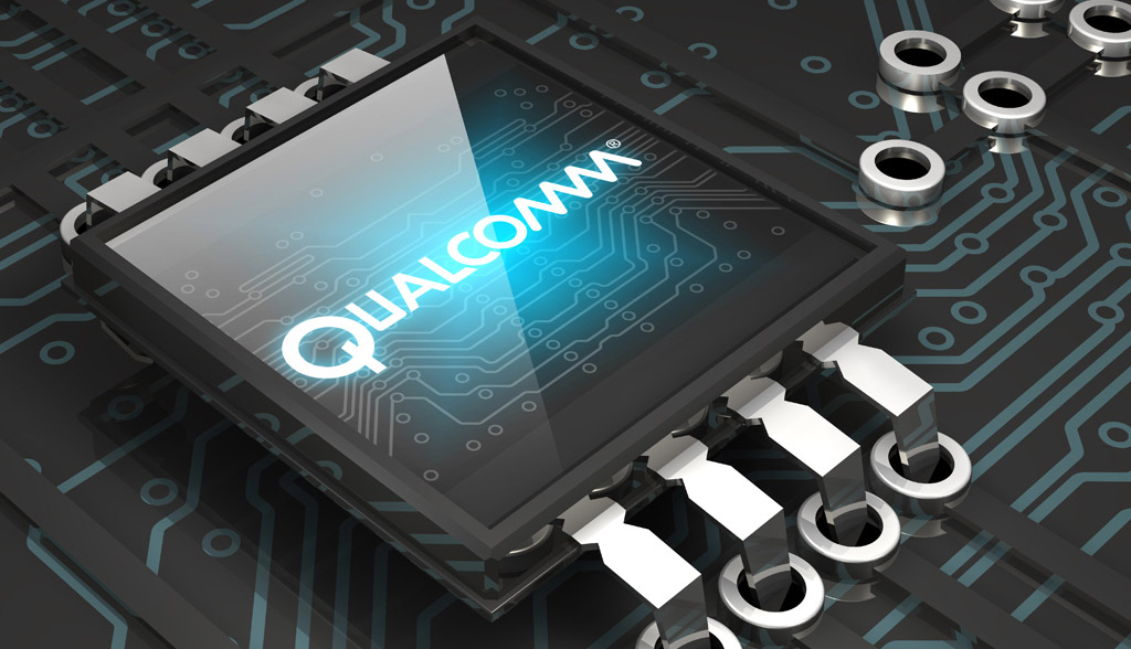 3d illustration of a glowing blue Qualcomm logo sitting on top of a glossy microchip