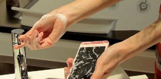 Preocupado com a higiene? Kyocera lança smartphone lavável