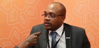 Angolanos poderão levantar dinheiro no Multicaixa sem ter conta bancária