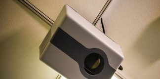 Conheça o Wi-Charge, um sistema de carregamento sem fio de smartphones