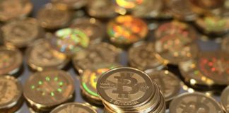 Hackers roubam bitcoins e empresa declara falência