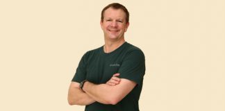 Cofundador do WhatsApp diz que é hora de apagar o Facebook