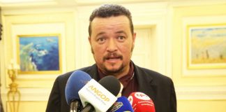 Inventor angolano levará suas criações para a feira de Silicon Valley