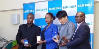 Samsung lança smartphones de gama intermédia no Quénia