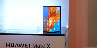 Huawei adiou o lançamento do seu smartphone dobrável