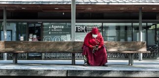 Internet móvel em África: acesso cresce, mas uso continua limitado