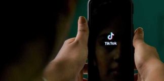 Itália bloqueia TikTok após morte de menina de 10 anos num desafio da rede social