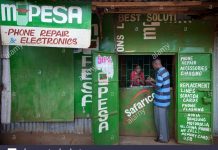 África: dinheiro móvel cresce, mas ainda não chega a todos