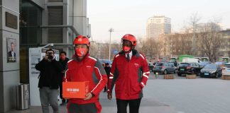 Embaixador do Ruanda na China torna café popular através do Tiktok