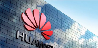 Namibe. Huawei reabilitará sala de informática da escola Welwitchia Mirabilis