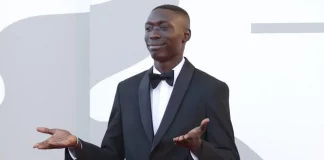 Khaby Lame é agora o TikToker com mais seguidores no mundo