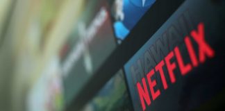 Líder da Netflix confirma lançamento de subscrição com anúncios