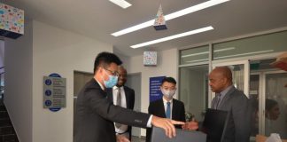 Huawei apoia INFOSI com equipamentos tecnológicos