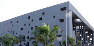 Mediatecas vão ser transformadas em centros de formação