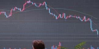 Hackers roubam 100 milhões de dólares de plataforma de criptomoedas