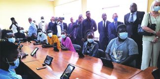 Jovens do Cazenga ganham Espaço Multimédia para desenvolverem competências digitais