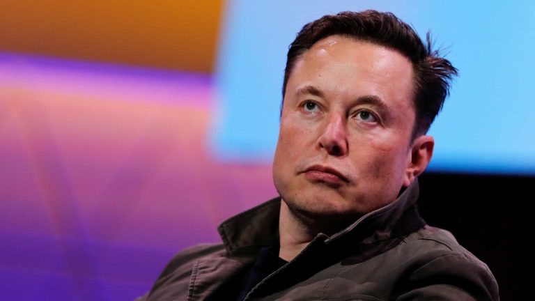 Elon Musk perdeu uma fortuna maior do que qualquer outra pessoa na história
