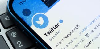 Subscrição do Twitter deverá ser mais cara no iPhone