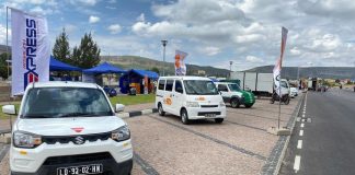 Empresa nacional lança viaturas elétricas para serviço de táxi no Lubango