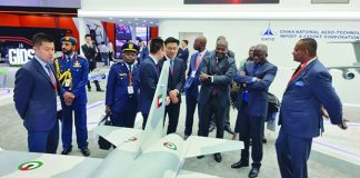 Angola poderá adquirir tecnologia de defesa dos Emirados Árabes Unidos