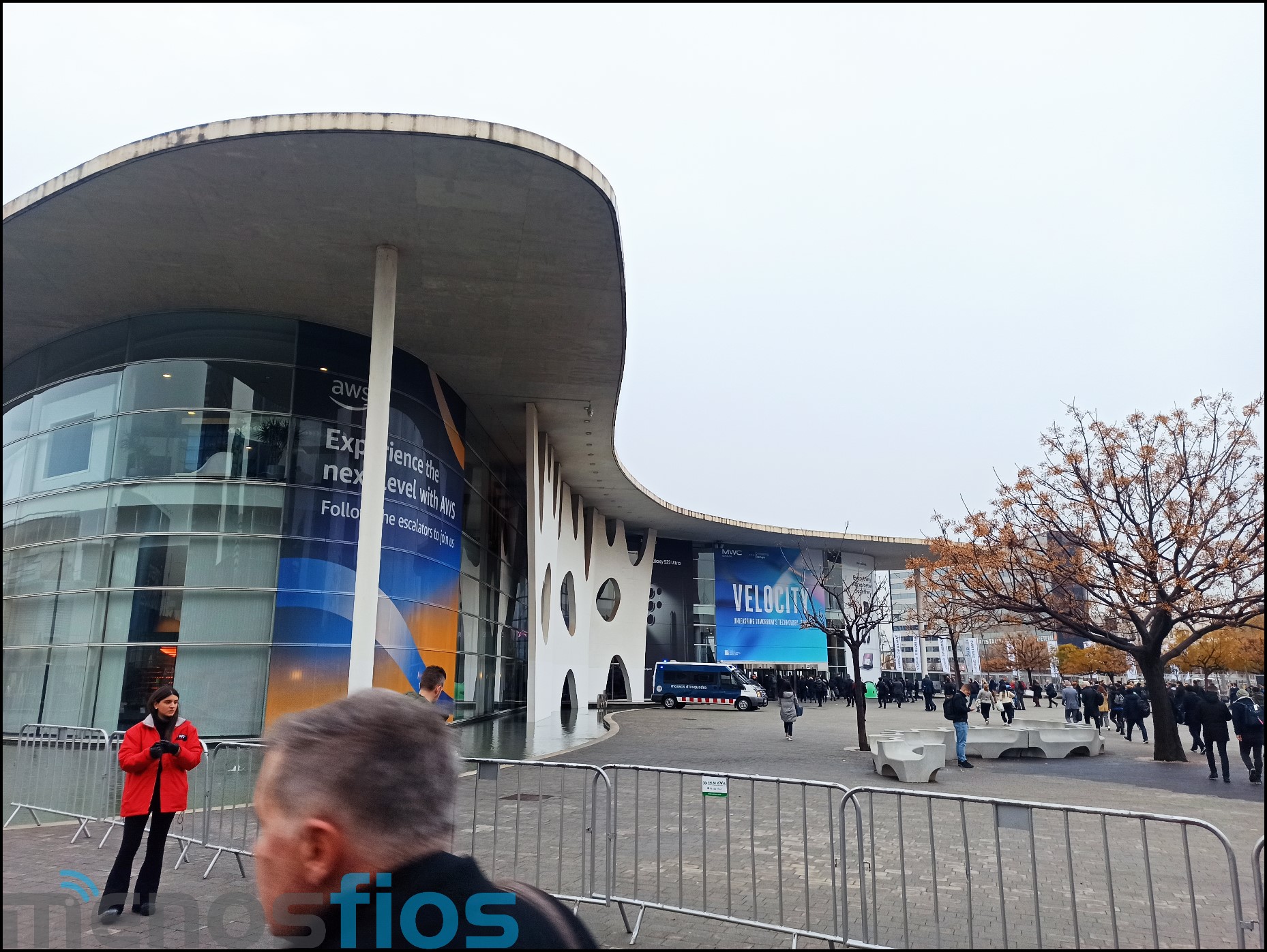 Entrada para a MWC 2023 - Fira Barcelona - MenosFios