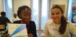 Engenharia espacial é analisada no fórum de carreiras do Liceu Francês de Luanda