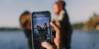 Consultório MenosFios: Conheça o sharenting e os riscos de partilhar fotos dos filhos na internet