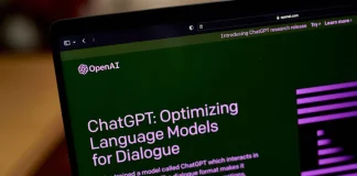 ChatGPT perde usuários pela primeira vez