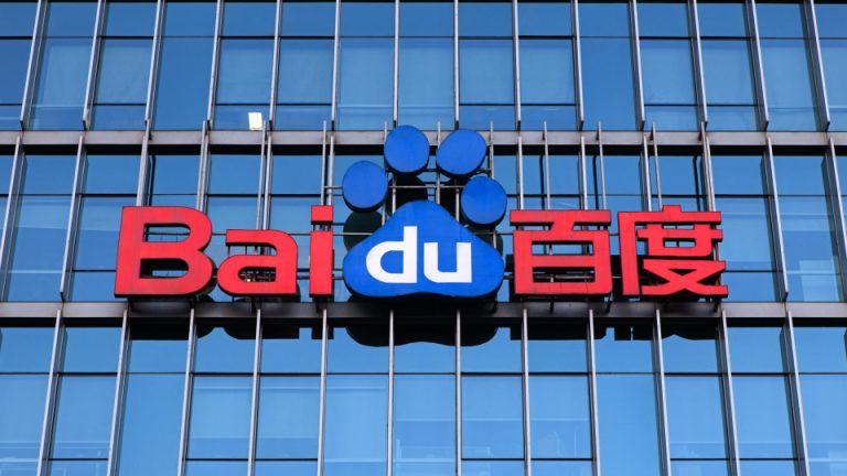 IA da chinesa Baidu atinge cem milhões de utilizadores