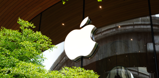 Apple pondera lançar dispositivo dobrável em 2026