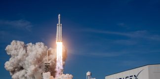 Space X pondera investir em Angola