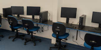 Huíla. Inclusão digital chega a alunos do I Ciclo do Ensino Secundário