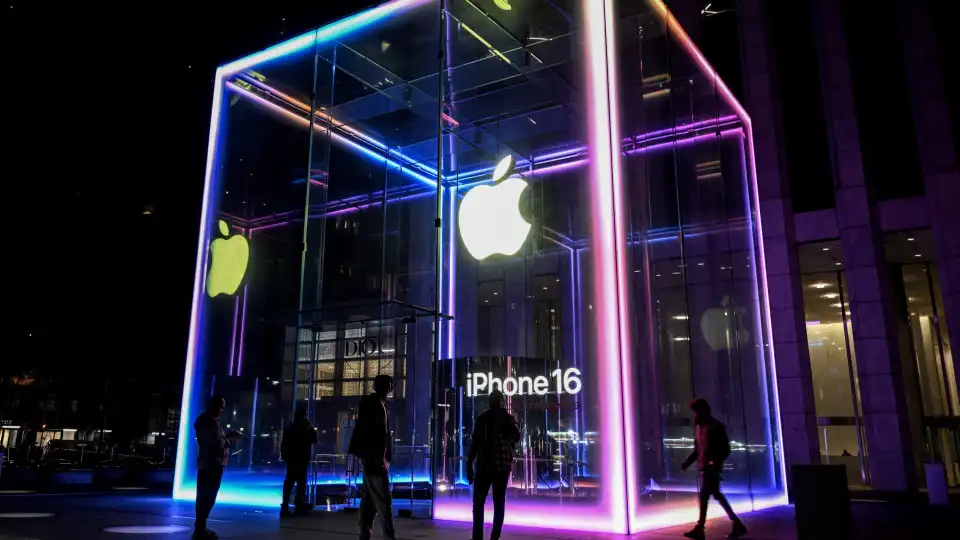 Apple iPhone 16 Apple arranca hoje venda do iPhone 16