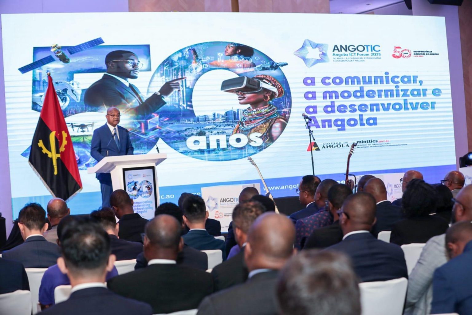 [AngoTIC 2025] Conheça os principais temas do evento - Menos Fios
