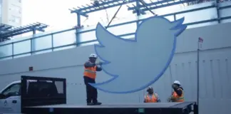 Interessado? Símbolo do Twitter está a venda