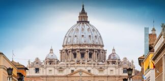 Vaticano vai “cortar” rede móvel para isolar Conclave