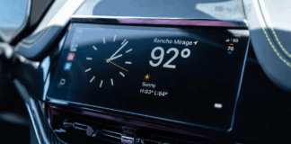 Apple lança CarPlay Ultra com integração total Apple_CarPlay_Ultra_Menosfios_Angola