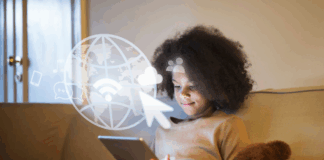 Apps de estudo com IA estão a colocar crianças em risco? IA_Infantil_MenosFios_Angola