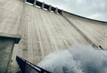 Barragem na Noruega alvo de ciberataque, comportas abertas remotamente