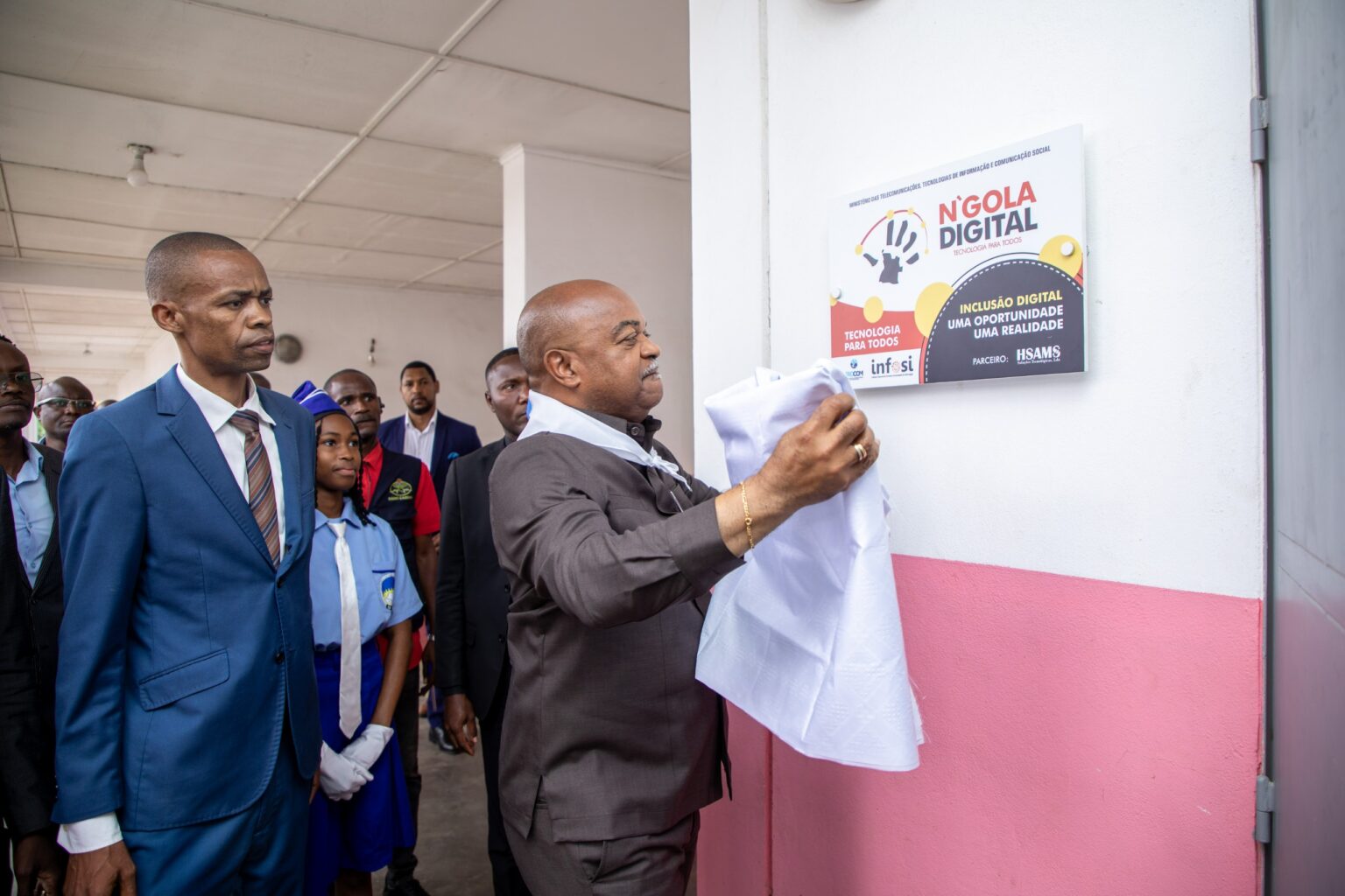 Angola Expande Acesso à Internet Gratuita Angola Expande Acesso à Internet Gratuita