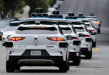 Waymo desafia Tesla na corrida pelos carros autónomos